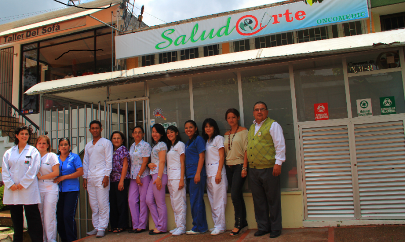 Archivo:Foto Fachada Personal 2011 1.png